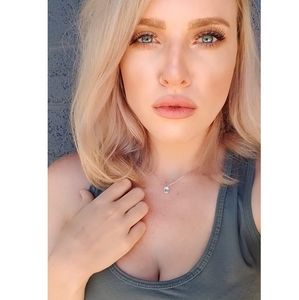 Meet your Posher, Janessa